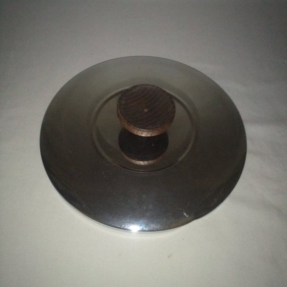 MCM Faux Leather Ice Bucket: Wooden Knob. Vintage. Retro - Picture 3 of 7